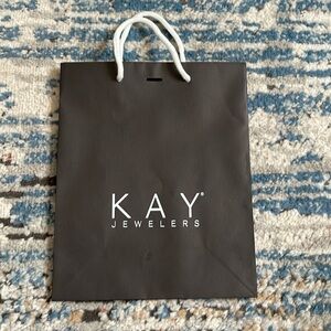 Kay shopping bag empty